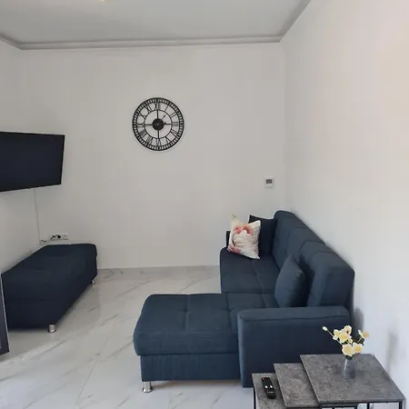 Apartment Seaview Peramos 1 *