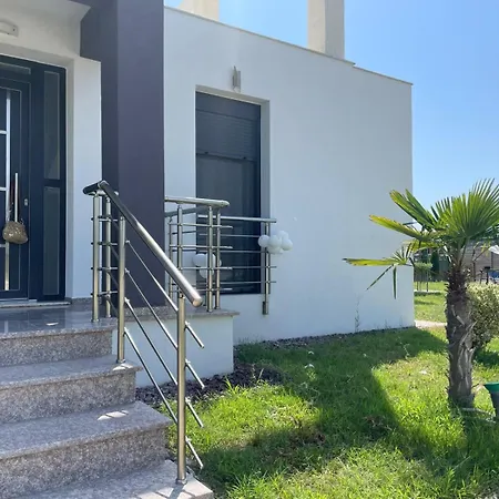 Apartment Seaview Peramos 1 *