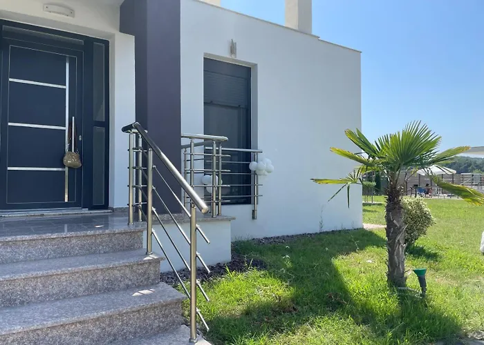 Appartement Seaview Peramos 1 *