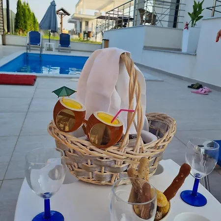 Seaview Peramos 1 * Néa Péramos