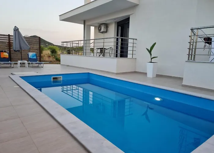 Апартаменты Seaview Peramos 1 *
