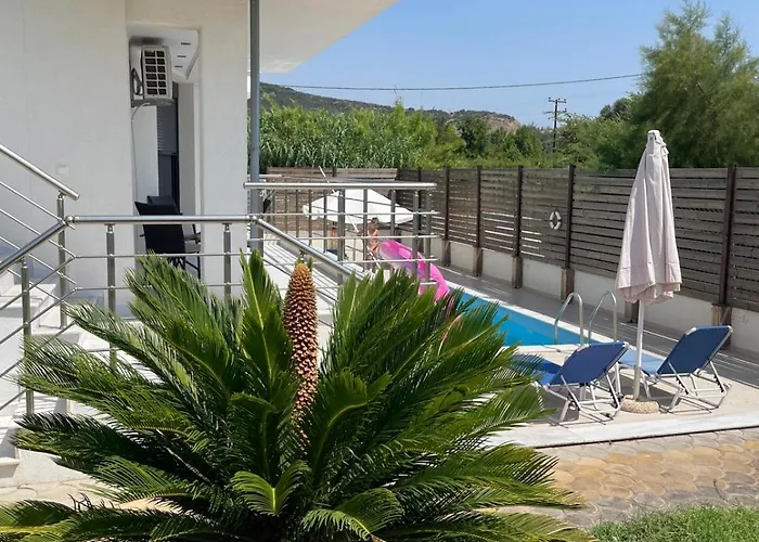 Апартаменты Seaview Peramos 1 *